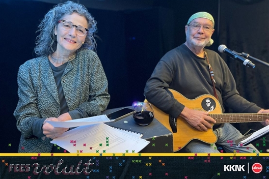 Omwentelinge, 'n papierspel